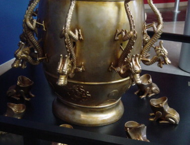 Ancient Chinese Seismometer Used Dragons and Toads