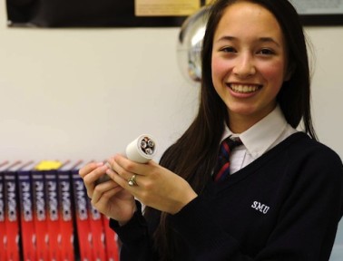 Teen Inventor’s Battery-Free Flashlight Runs on Hand’s Heat